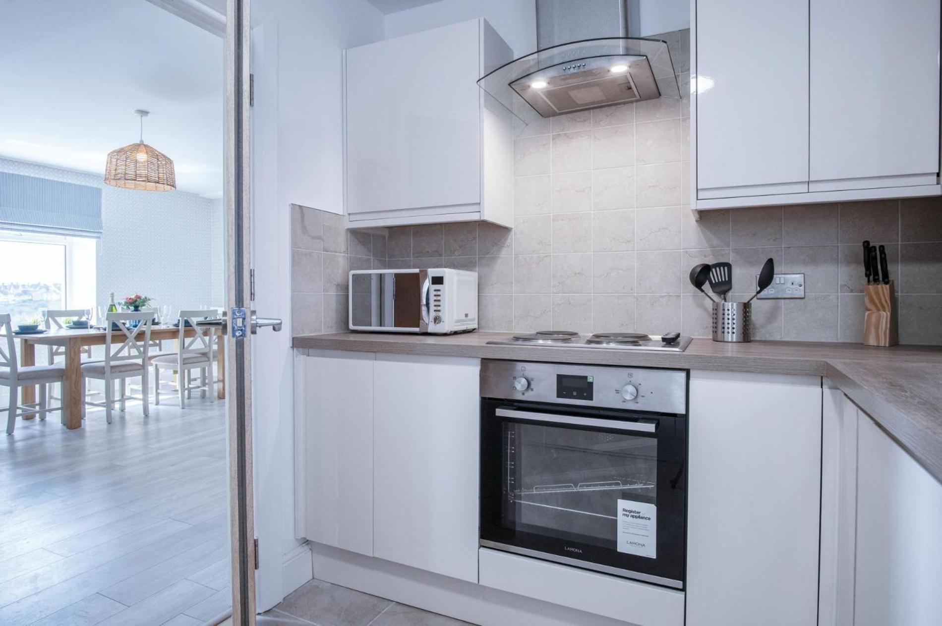 Haven View - 2 Bedroom Apartment - Милфорд Хейвън Екстериор снимка