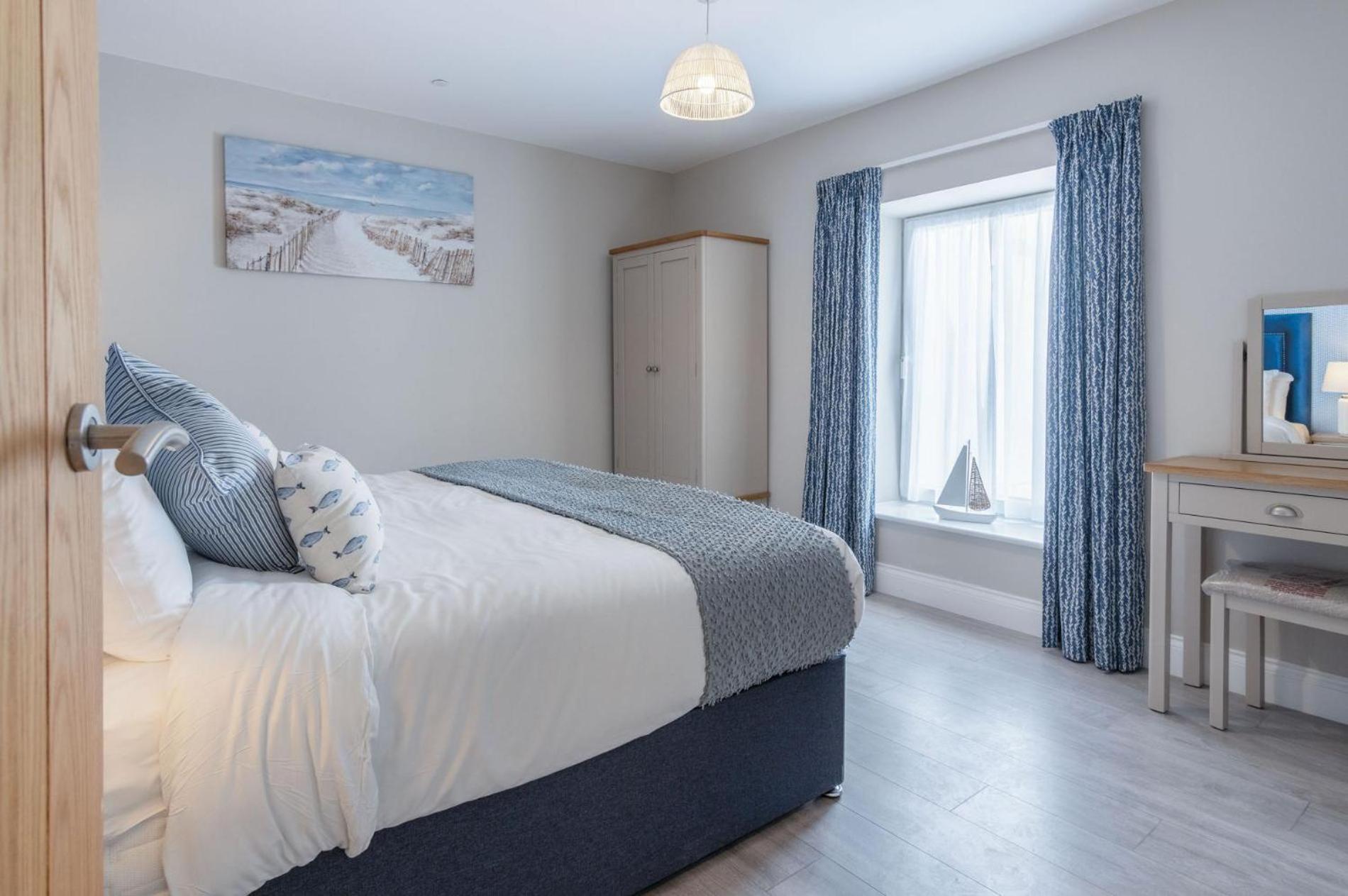 Haven View - 2 Bedroom Apartment - Милфорд Хейвън Екстериор снимка