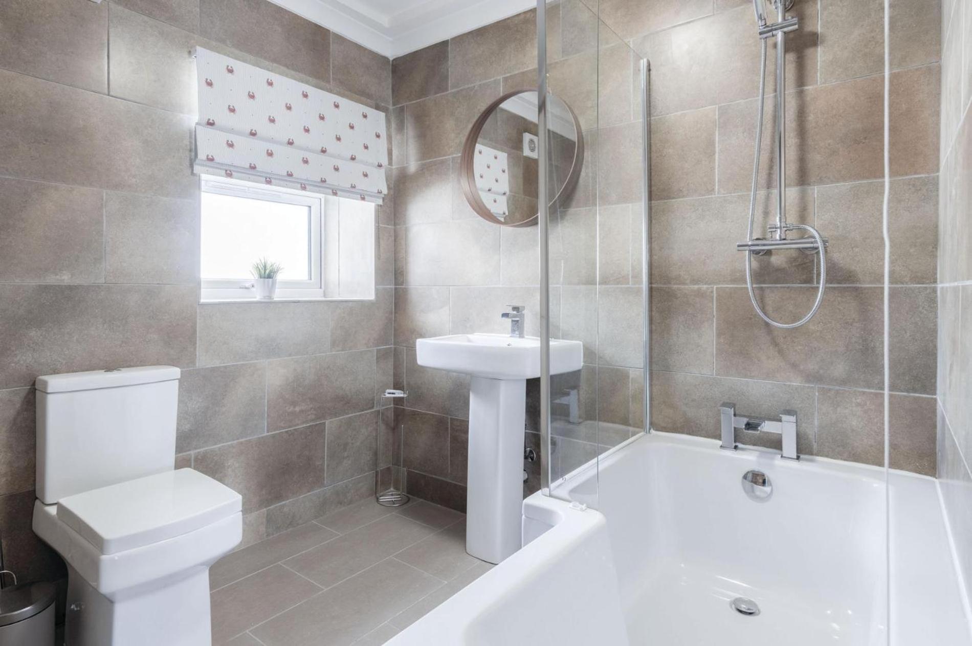 Haven View - 2 Bedroom Apartment - Милфорд Хейвън Екстериор снимка