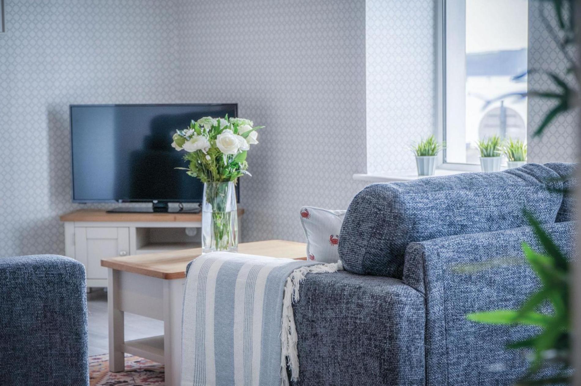 Haven View - 2 Bedroom Apartment - Милфорд Хейвън Екстериор снимка