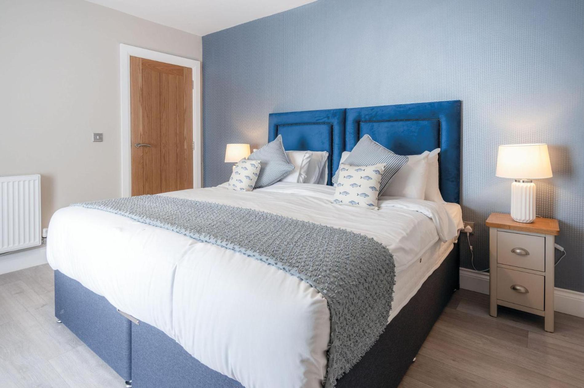 Haven View - 2 Bedroom Apartment - Милфорд Хейвън Екстериор снимка