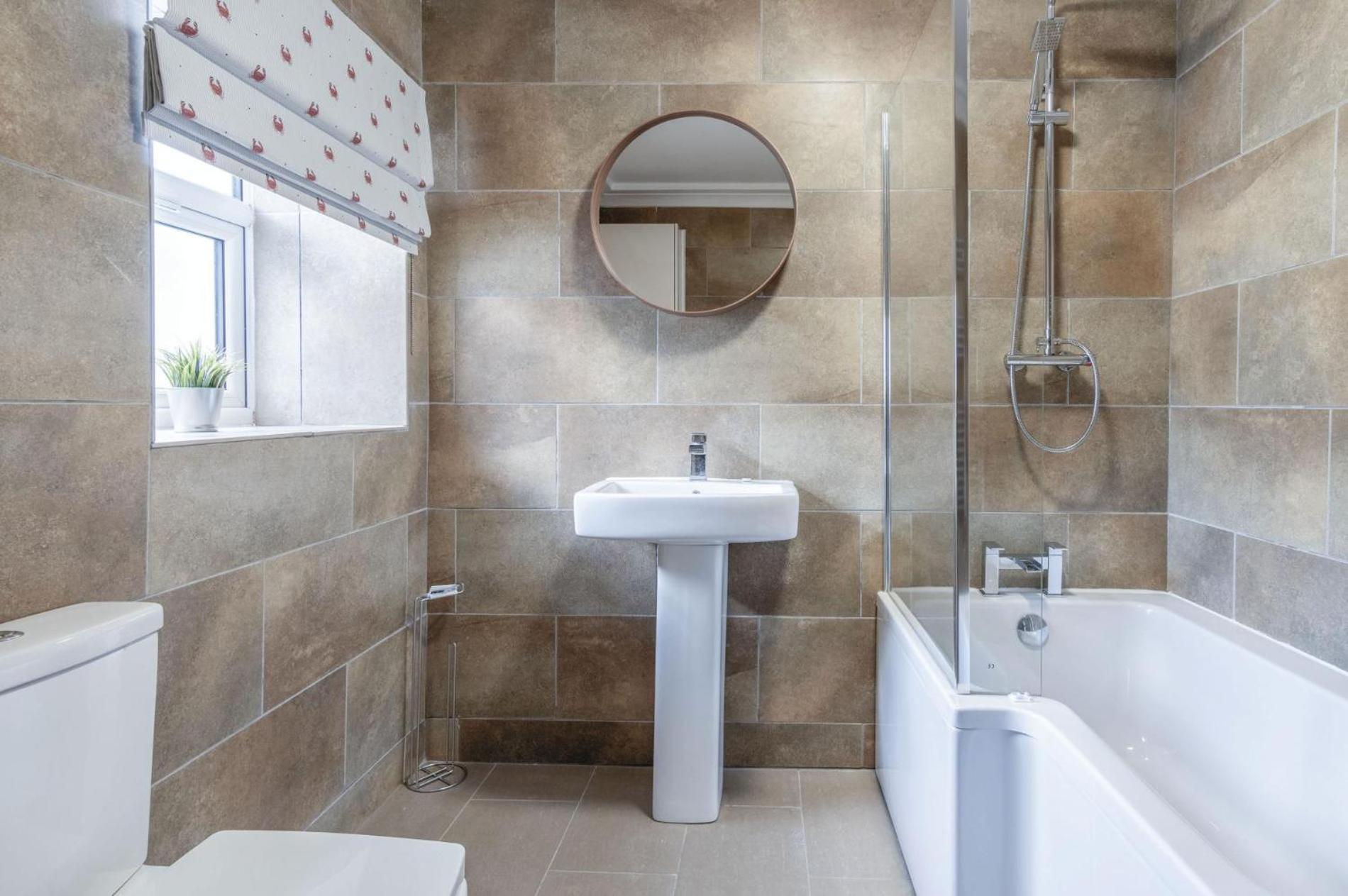 Haven View - 2 Bedroom Apartment - Милфорд Хейвън Екстериор снимка